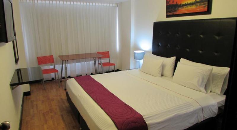 Hotel Aj Ferial Bogotá Esterno foto