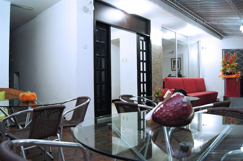 Hotel Aj Ferial Bogotá Esterno foto