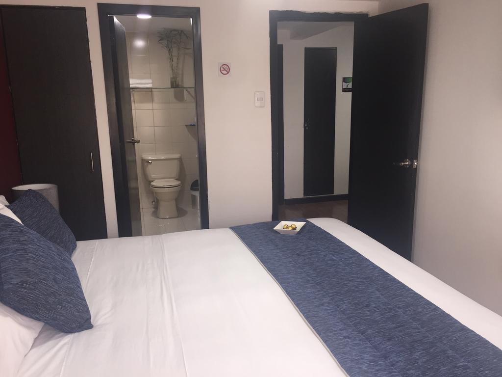 Hotel Aj Ferial Bogotá Esterno foto