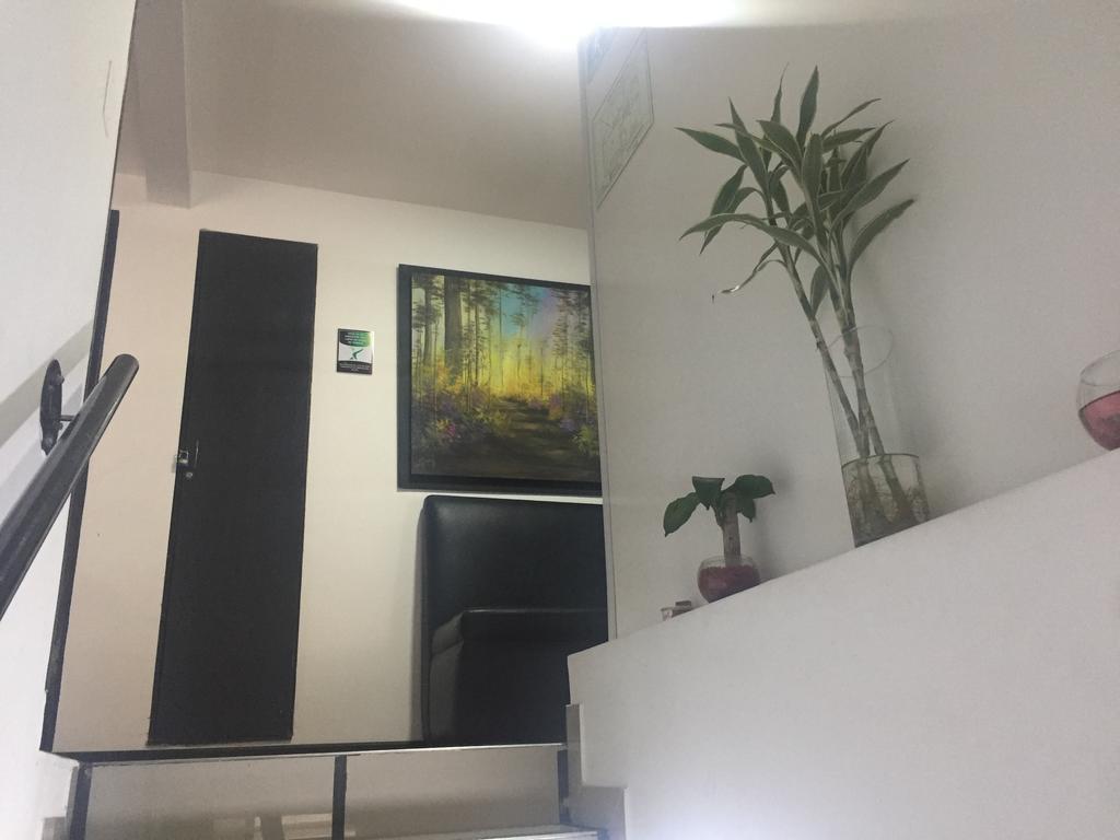 Hotel Aj Ferial Bogotá Esterno foto