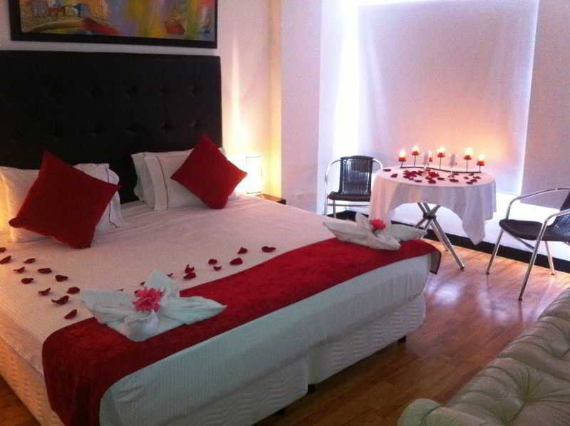 Hotel Aj Ferial Bogotá Esterno foto